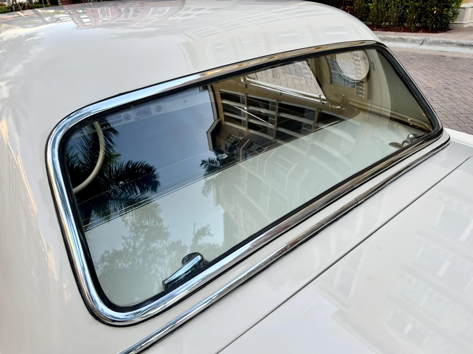 1956 Ford Thunderbird 1st Gen - Image 23 of 31