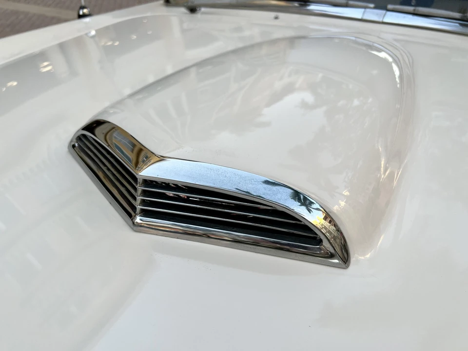 1956 Ford Thunderbird 1st Gen - Image 19 of 31