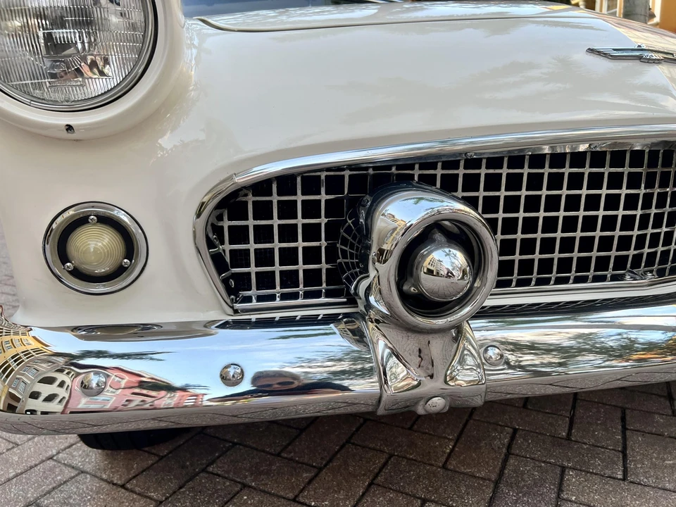 1956 Ford Thunderbird 1st Gen - Image 24 of 31