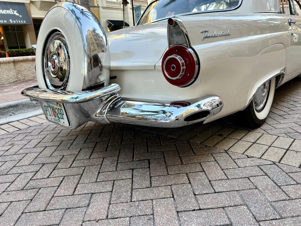 1956 Ford Thunderbird 1st Gen - Image 28 of 31