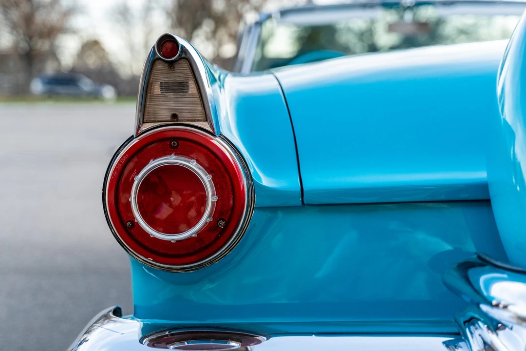 1956 Ford Thunderbird 1st Gen - Image 28 of 31