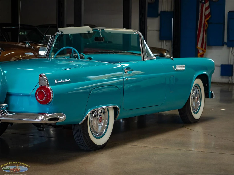 1956 Ford Thunderbird 1st Gen - Image 26 of 31