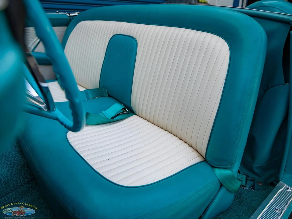 1956 Ford Thunderbird 1st Gen - Image 27 of 31