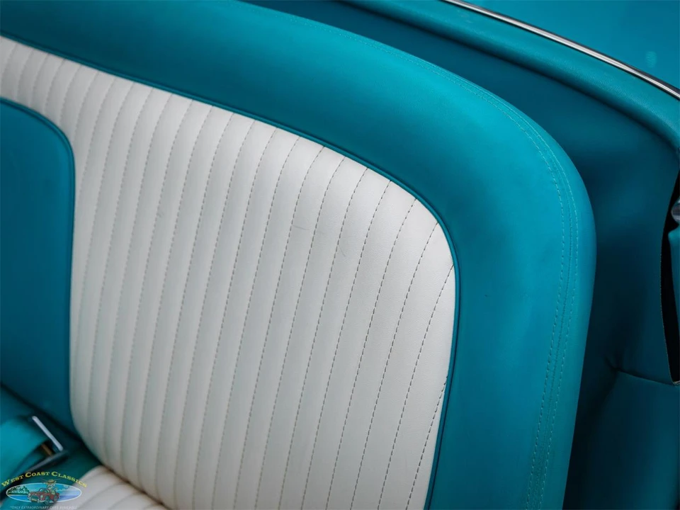 1956 Ford Thunderbird 1st Gen - Image 29 of 31