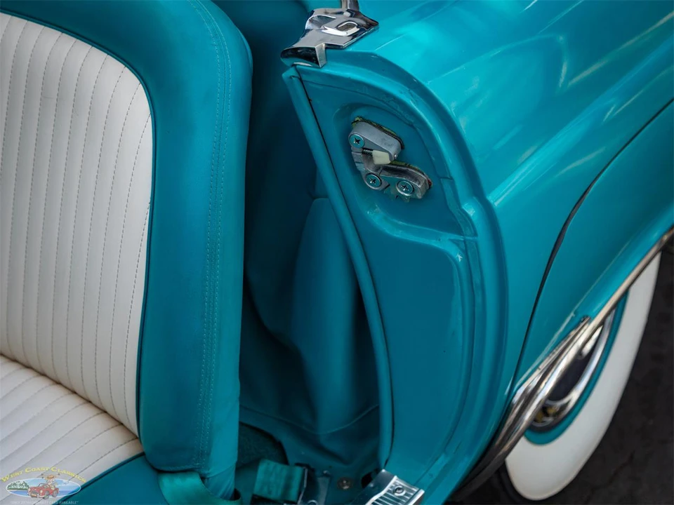 1956 Ford Thunderbird 1st Gen - Image 30 of 31
