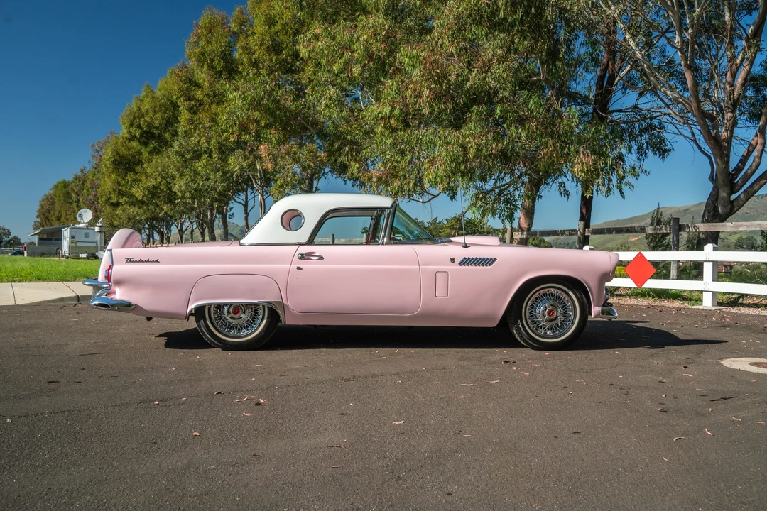 1956 Ford Thunderbird 1st Gen - Image 22 of 31