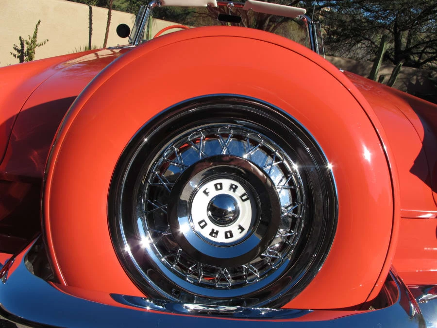 1956 Ford Thunderbird 1st Gen - Image 11 of 12