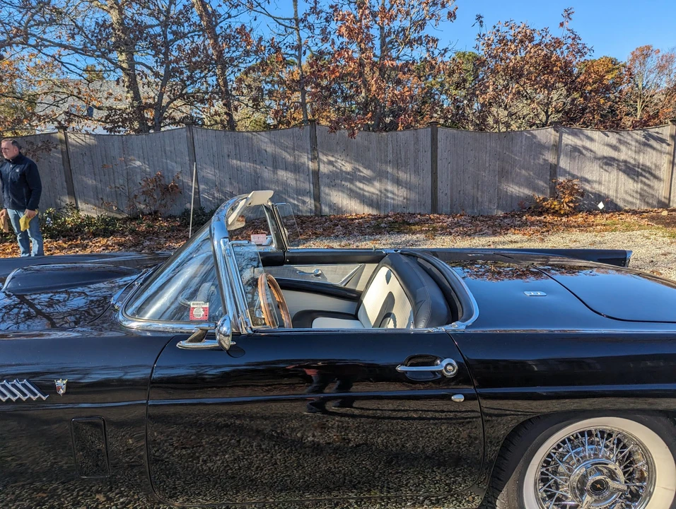 1956 Ford Thunderbird 1st Gen - Image 21 of 31