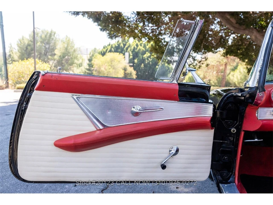 1956 Ford Thunderbird 1st Gen - Image 29 of 31