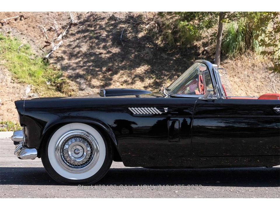 1956 Ford Thunderbird 1st Gen - Image 27 of 31