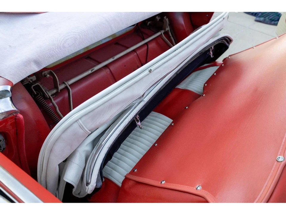 1956 Ford Thunderbird 1st Gen - Image 23 of 31