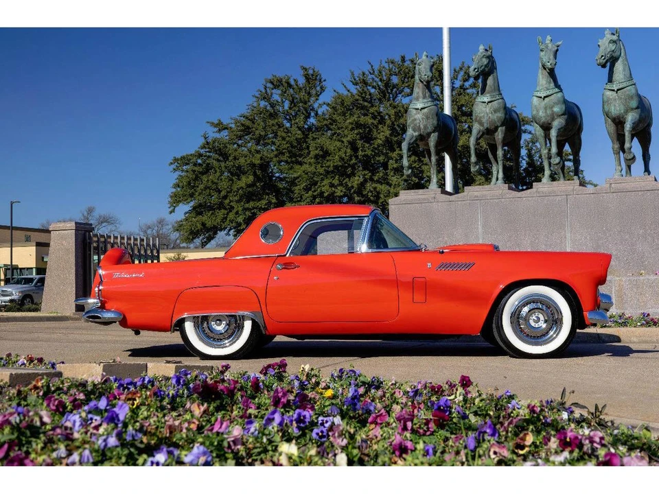 1956 Ford Thunderbird 1st Gen - Image 16 of 31