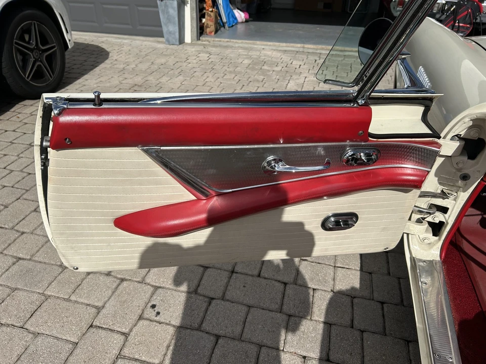 1956 Ford Thunderbird 1st Gen - Image 30 of 31