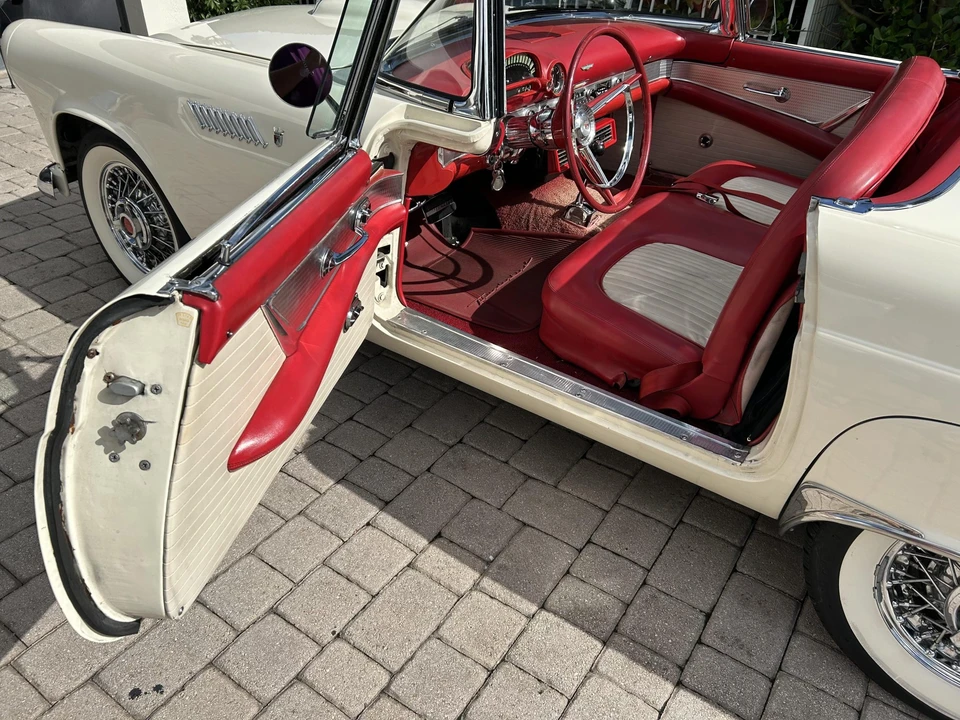1956 Ford Thunderbird 1st Gen - Image 29 of 31