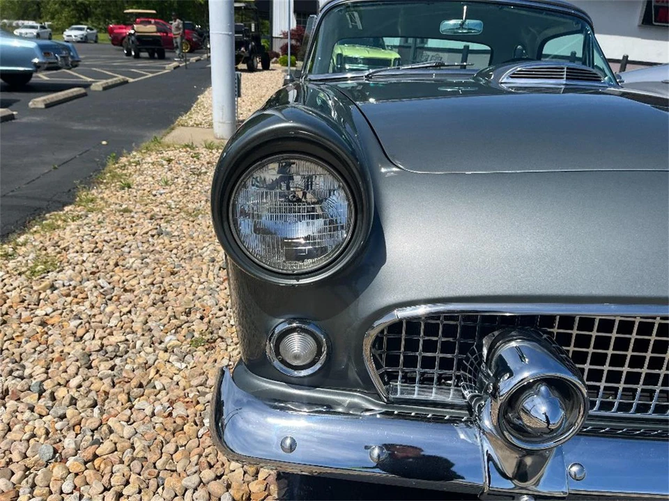 1956 Ford Thunderbird 1st Gen - Image 9 of 31