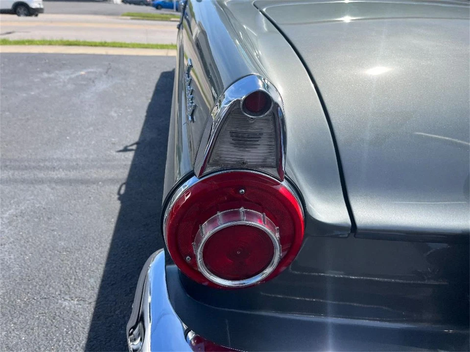 1956 Ford Thunderbird 1st Gen - Image 18 of 31