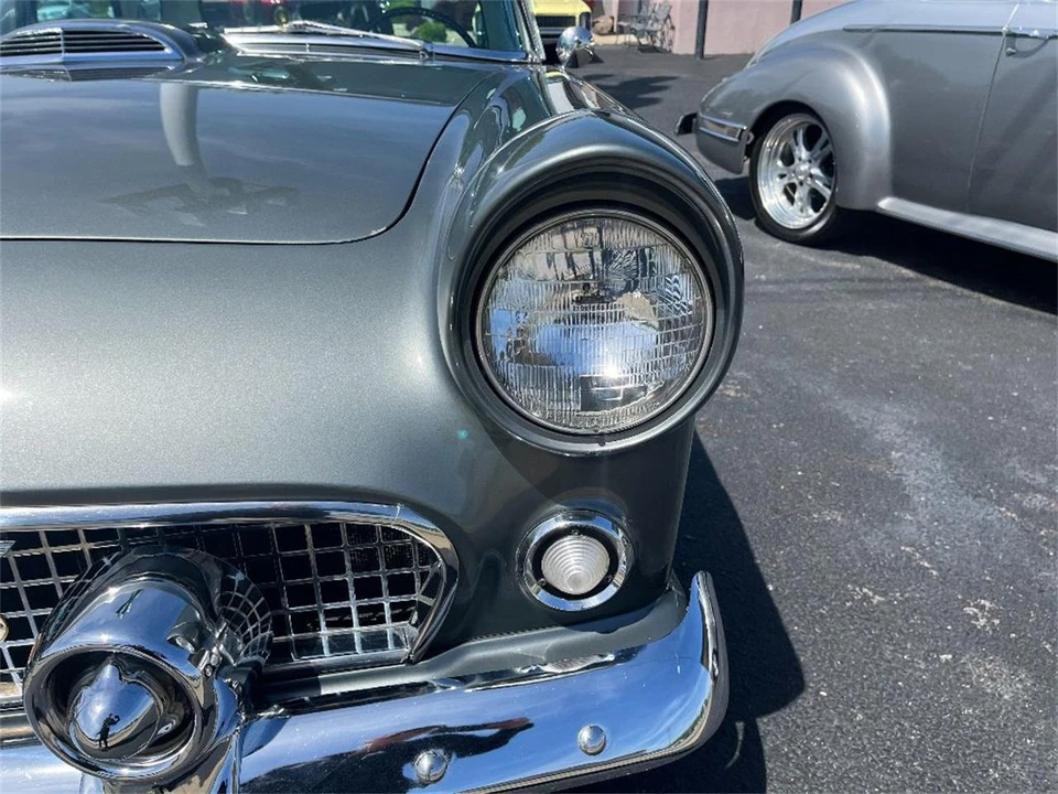 1956 Ford Thunderbird 1st Gen - Image 10 of 31