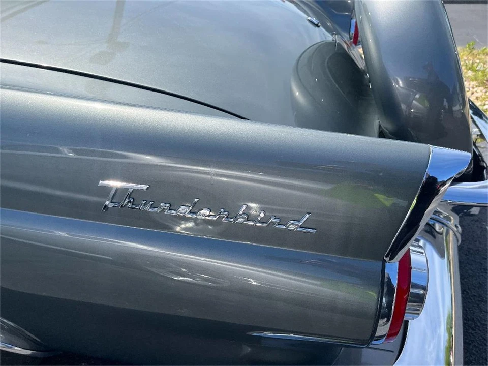 1956 Ford Thunderbird 1st Gen - Image 16 of 31