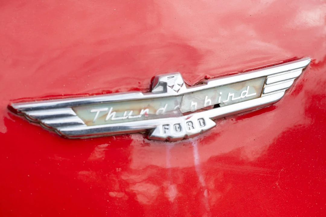 1956 Ford Thunderbird 1st Gen - Image 19 of 31