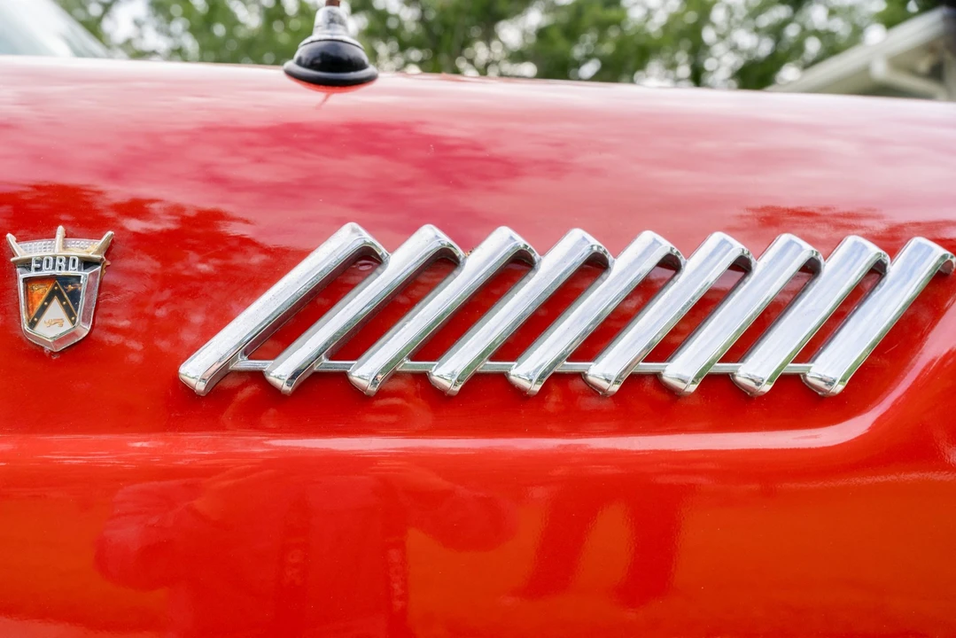 1956 Ford Thunderbird 1st Gen - Image 20 of 31