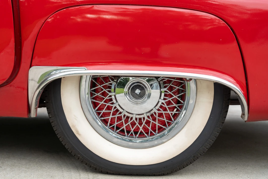 1956 Ford Thunderbird 1st Gen - Image 28 of 31