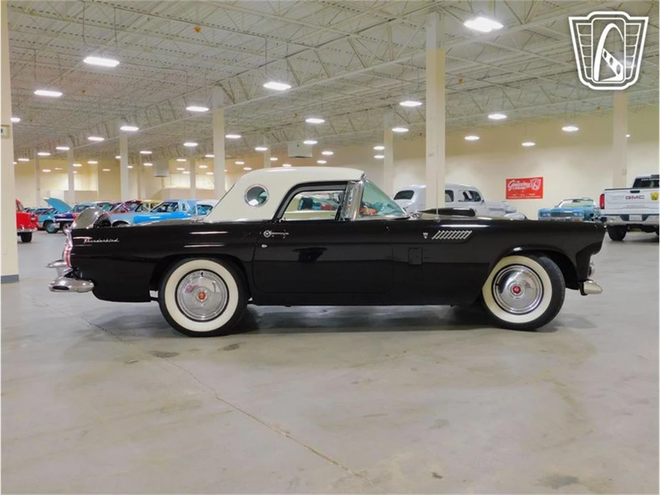 1956 Ford Thunderbird 1st Gen - Image 28 of 31