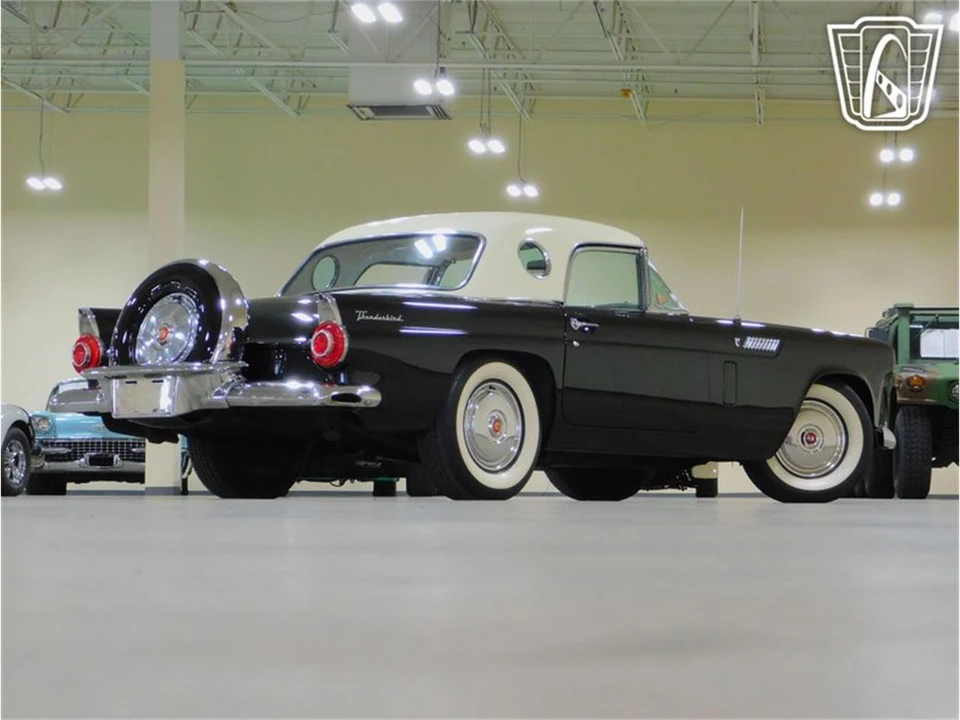 1956 Ford Thunderbird 1st Gen - Image 24 of 31