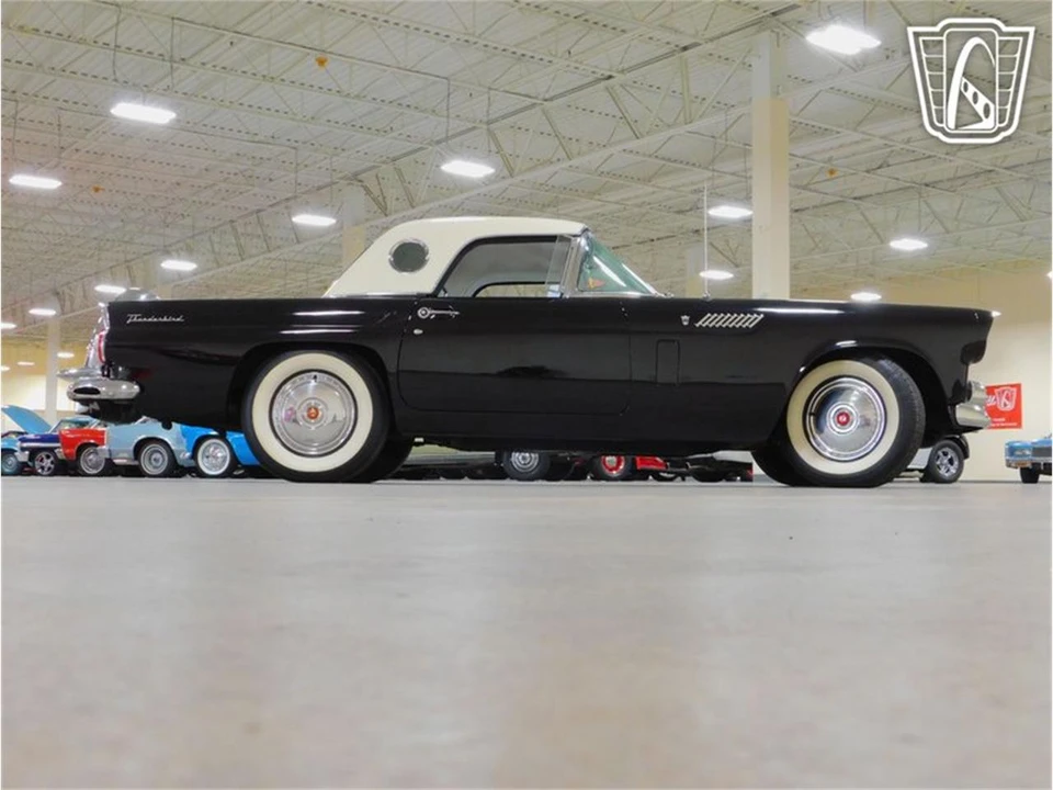1956 Ford Thunderbird 1st Gen - Image 29 of 31