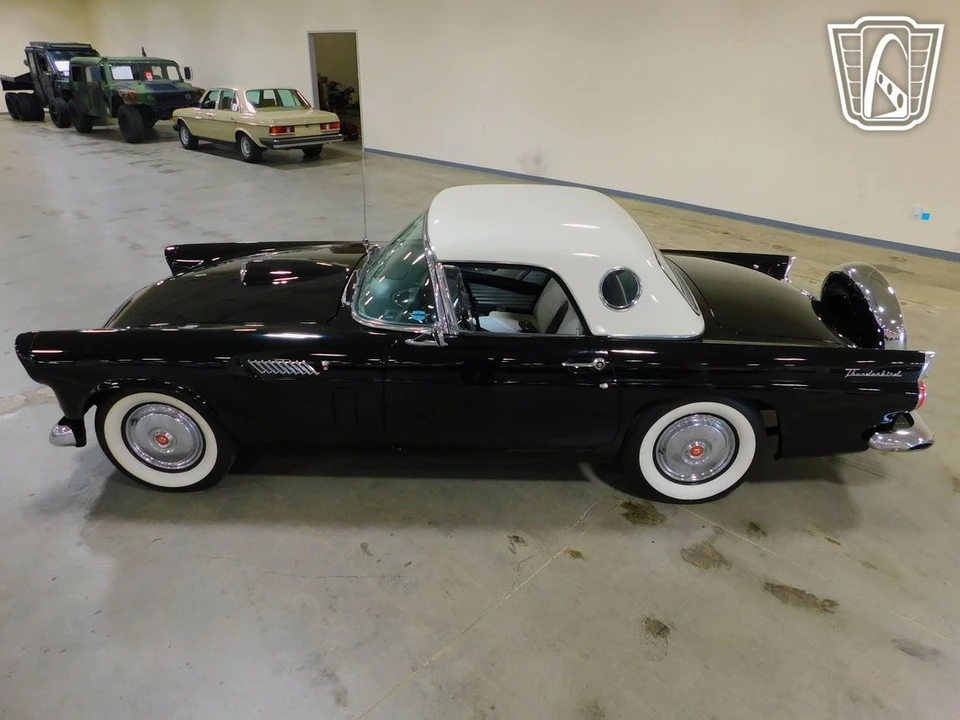 1956 Ford Thunderbird 1st Gen - Image 11 of 12