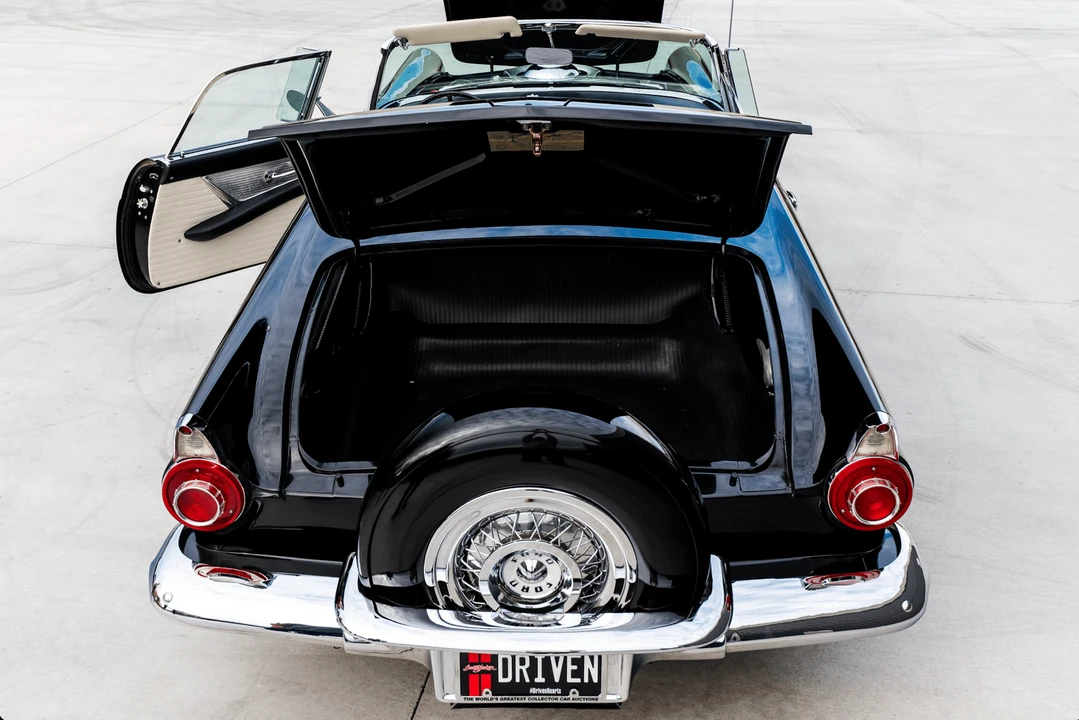 1956 Ford Thunderbird 1st Gen - Image 28 of 31