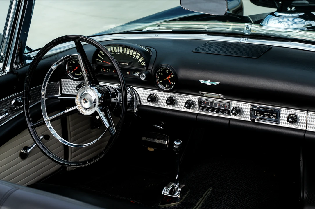 1956 Ford Thunderbird 1st Gen - Image 22 of 31
