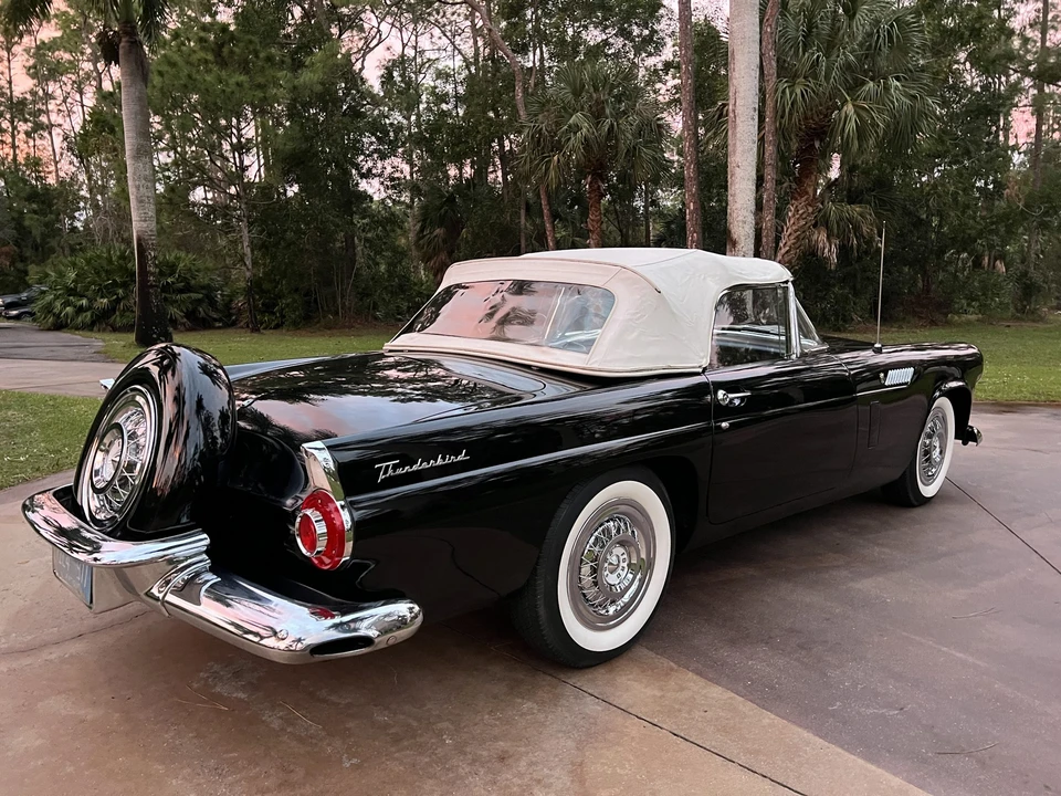 1956 Ford Thunderbird 1st Gen - Image 22 of 31