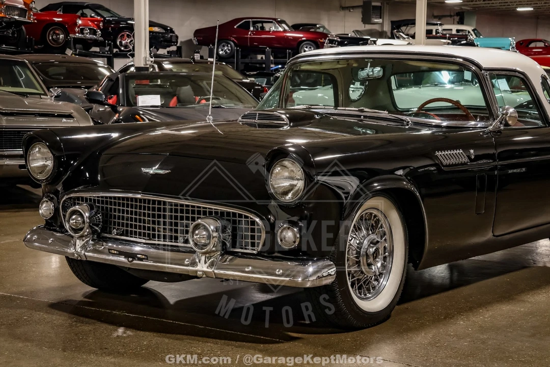 1956 Ford Thunderbird 1st Gen - Image 25 of 31