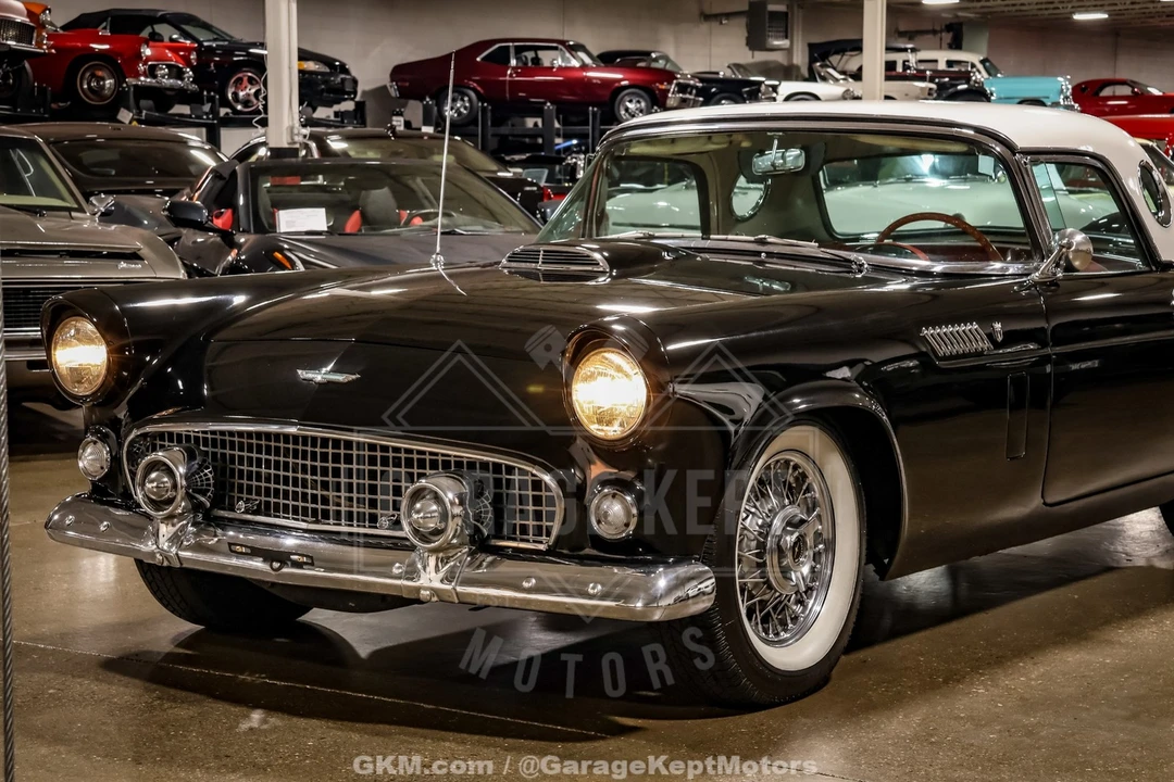 1956 Ford Thunderbird 1st Gen - Image 24 of 31