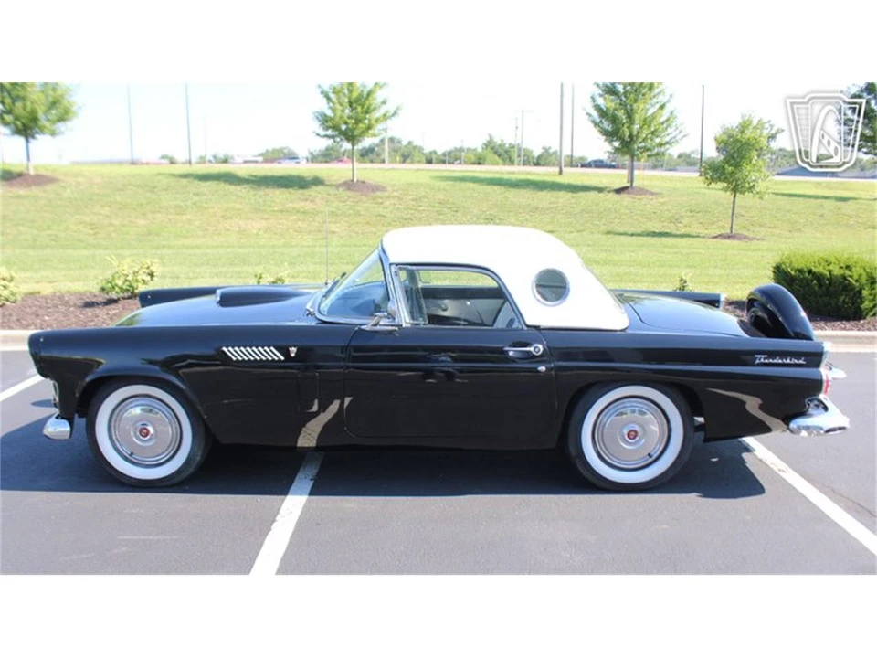 1956 Ford Thunderbird 1st Gen - Image 23 of 31