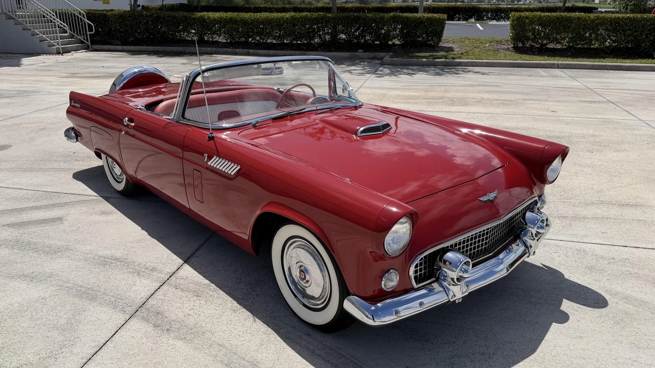 1956 Ford Thunderbird 1st Gen - Image 22 of 31