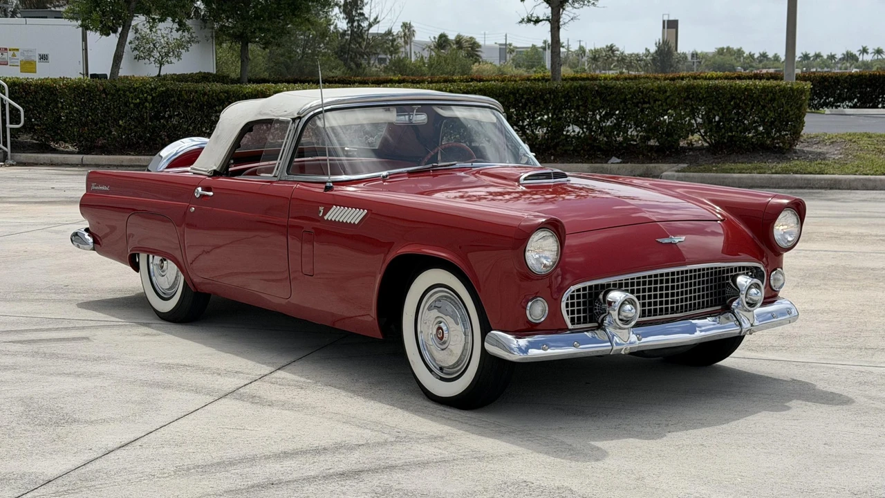 1956 Ford Thunderbird 1st Gen - Image 27 of 31