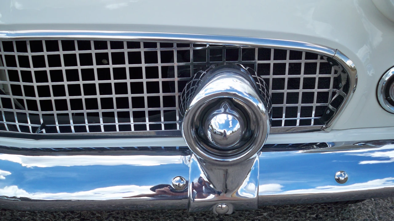 1956 Ford Thunderbird 1st Gen - Image 26 of 31
