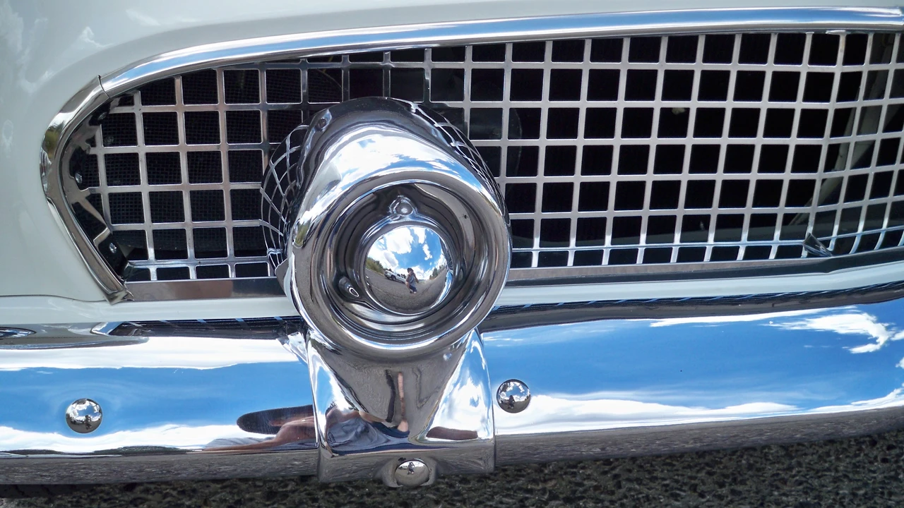 1956 Ford Thunderbird 1st Gen - Image 25 of 31