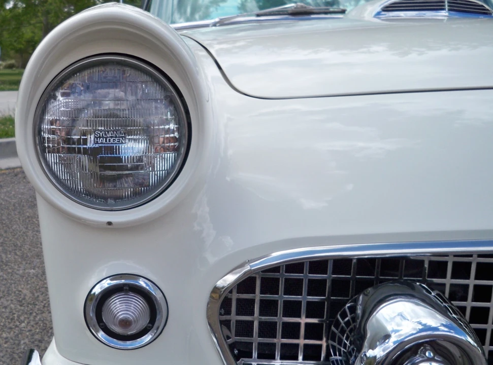 1956 Ford Thunderbird 1st Gen - Image 21 of 31