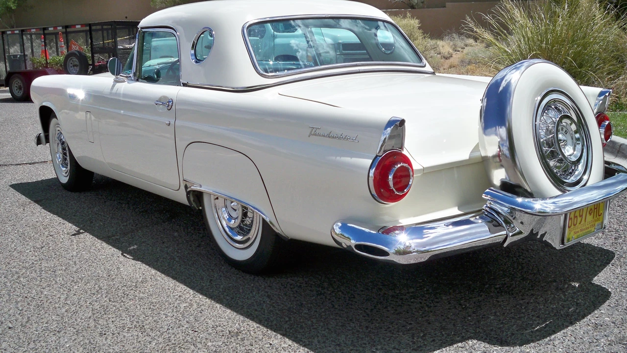 1956 Ford Thunderbird 1st Gen - Image 12 of 31