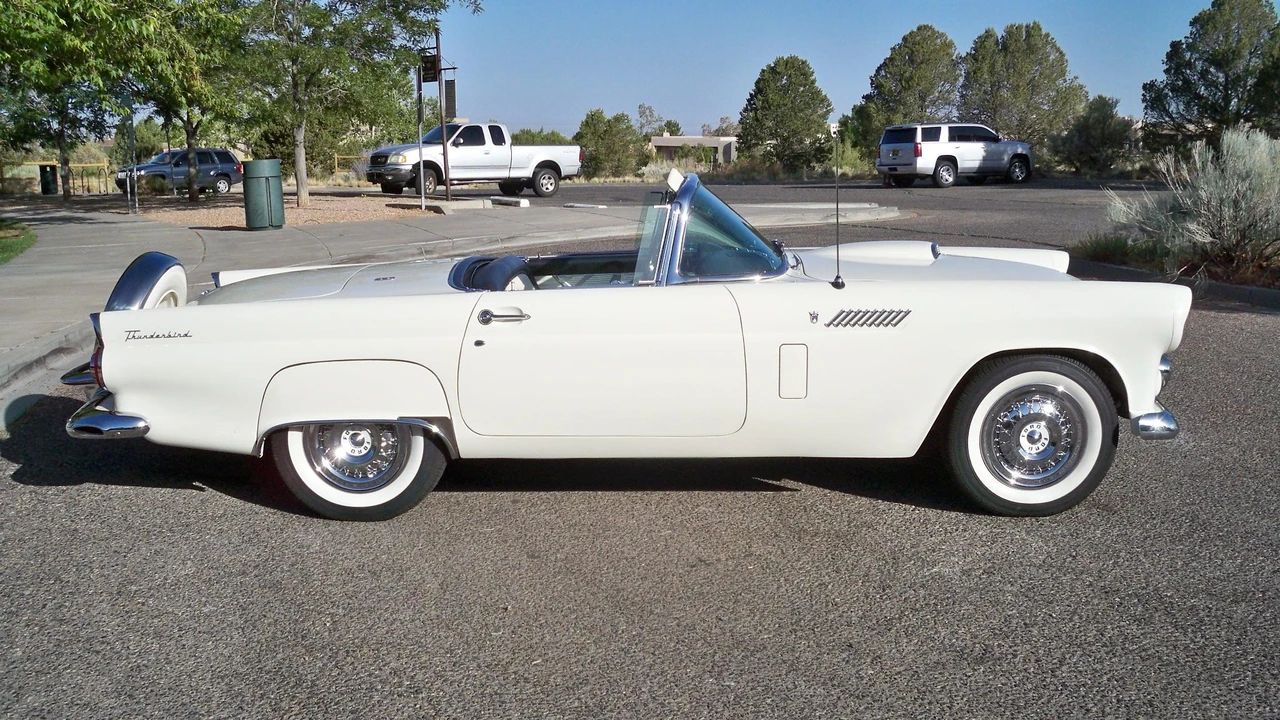 1956 Ford Thunderbird 1st Gen - Image 8 of 31