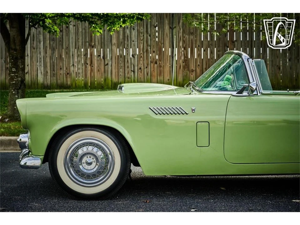 1956 Ford Thunderbird 1st Gen - Image 25 of 31