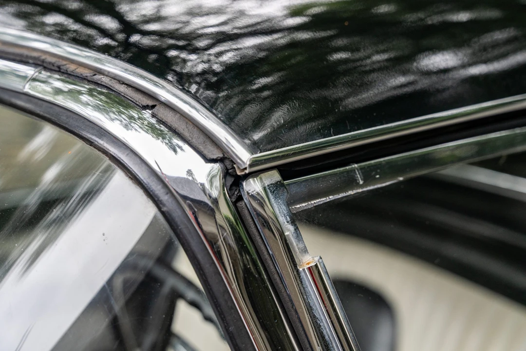 1956 Ford Thunderbird 1st Gen - Image 24 of 31