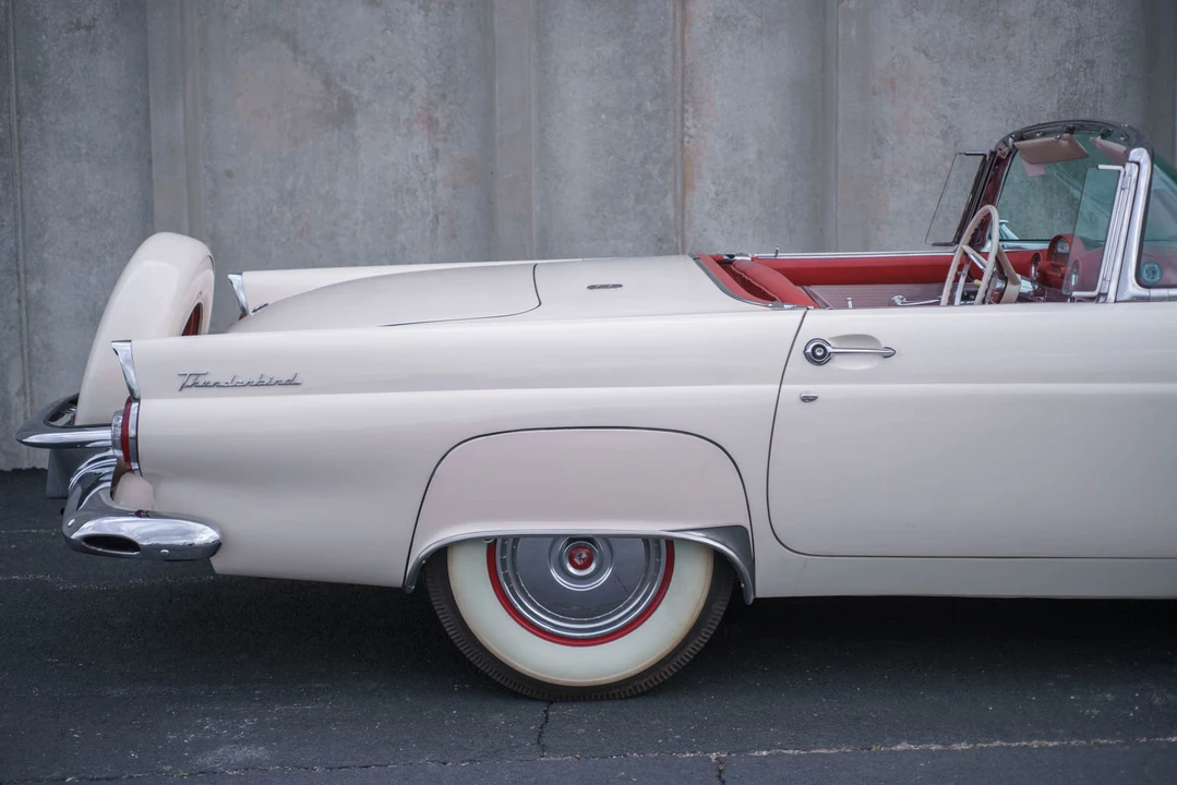 1956 Ford Thunderbird 1st Gen - Image 20 of 31