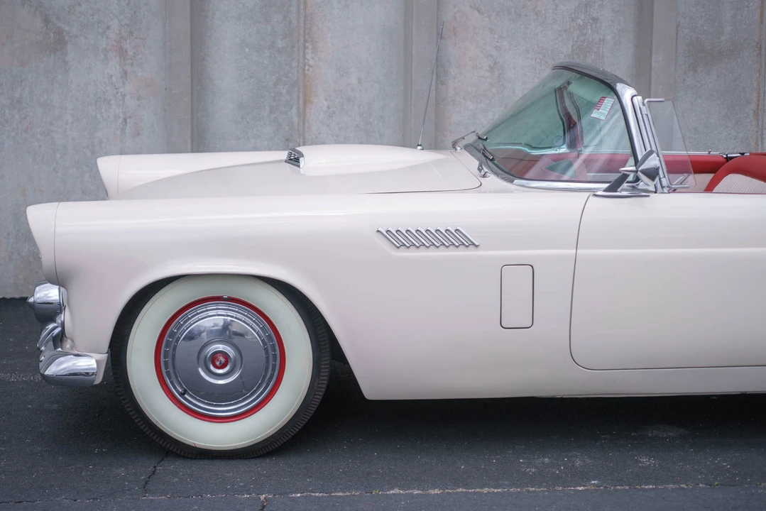 1956 Ford Thunderbird 1st Gen - Image 18 of 31
