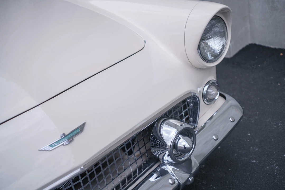 1956 Ford Thunderbird 1st Gen - Image 25 of 31
