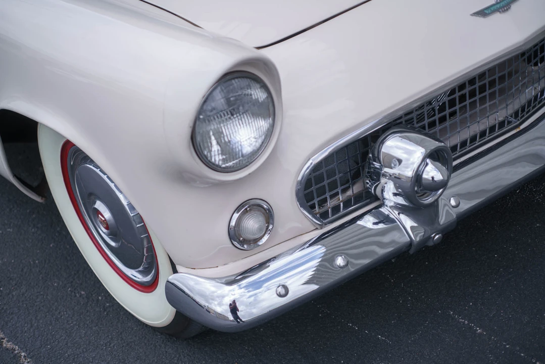 1956 Ford Thunderbird 1st Gen - Image 22 of 31