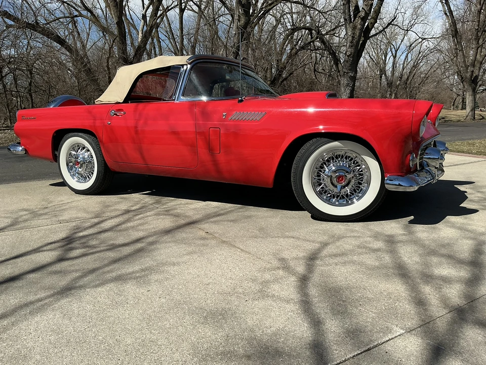 1956 Ford Thunderbird 1st Gen - Image 28 of 31