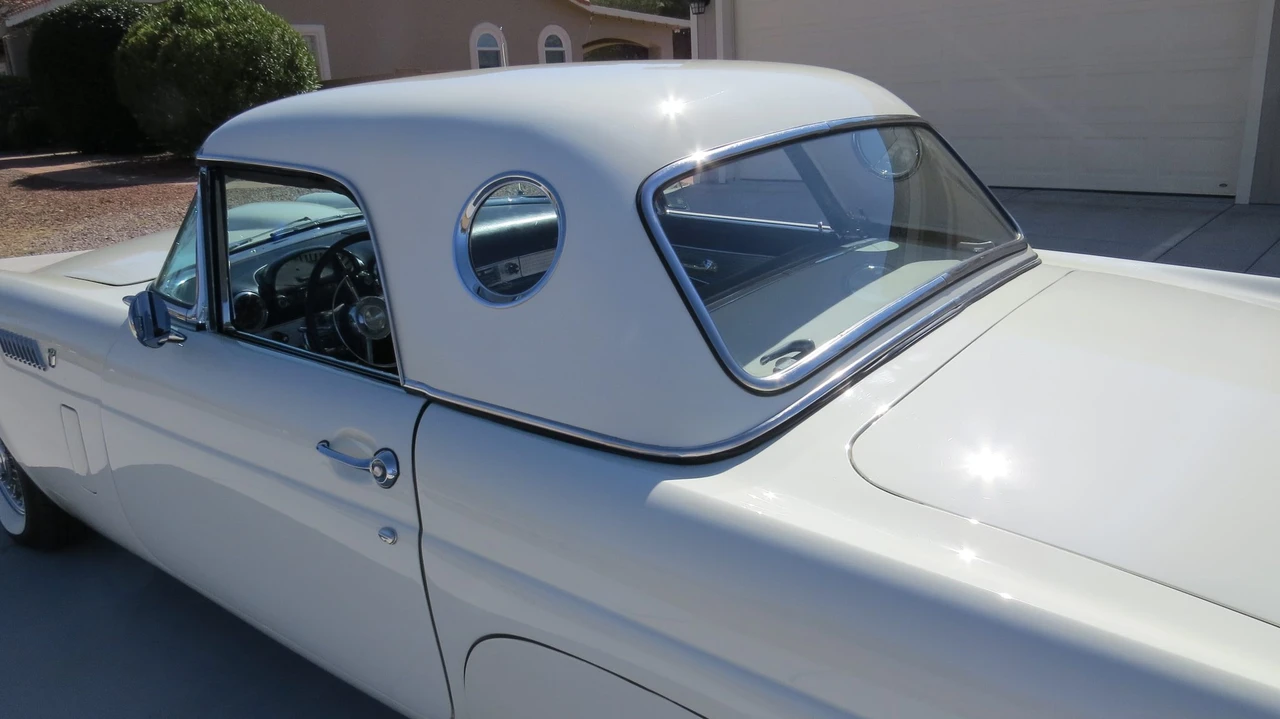 1956 Ford Thunderbird 1st Gen - Image 25 of 31